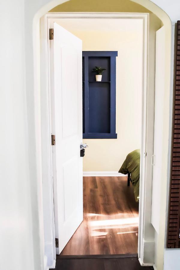 Cozy City Retreat Near Downtown Indianapolis- Private Bedroom エクステリア 写真